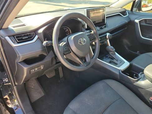 Used 2025 Toyota RAV4 LE image 15