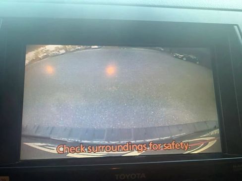 Used 2011 Toyota Sequoia Platinum AWD/4WD image 18