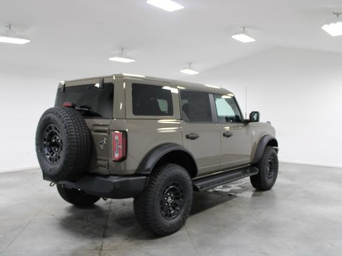 New 2026 Ford Bronco Outer Banks w/ Sasquatch Package AWD/4WD image 8