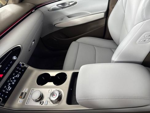 New 2026 Genesis GV70 2.5T Advanced image 16