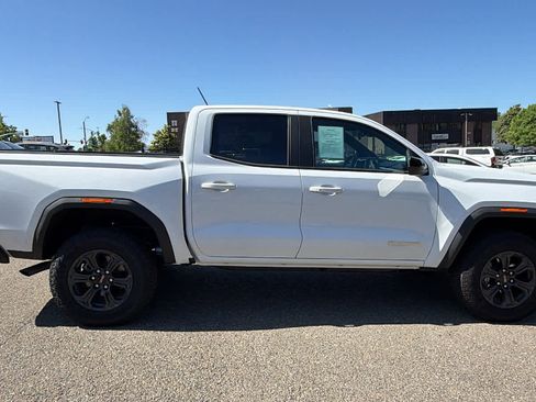 Used 2025 GMC Canyon Elevation w/ Convenience Package RWD image 4