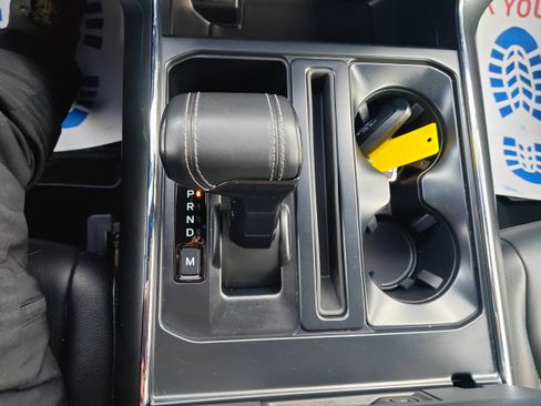 Used 2022 Ford F150 XLT w/ Equipment Group 302A High image 14