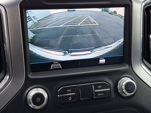 Used 2023 GMC Sierra 2500 SLE AWD/4WD image 17