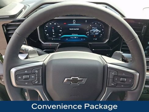 Used 2026 Chevrolet Silverado 1500 LT Trail Boss w/ Dark Appearance Package AWD/4WD image 4