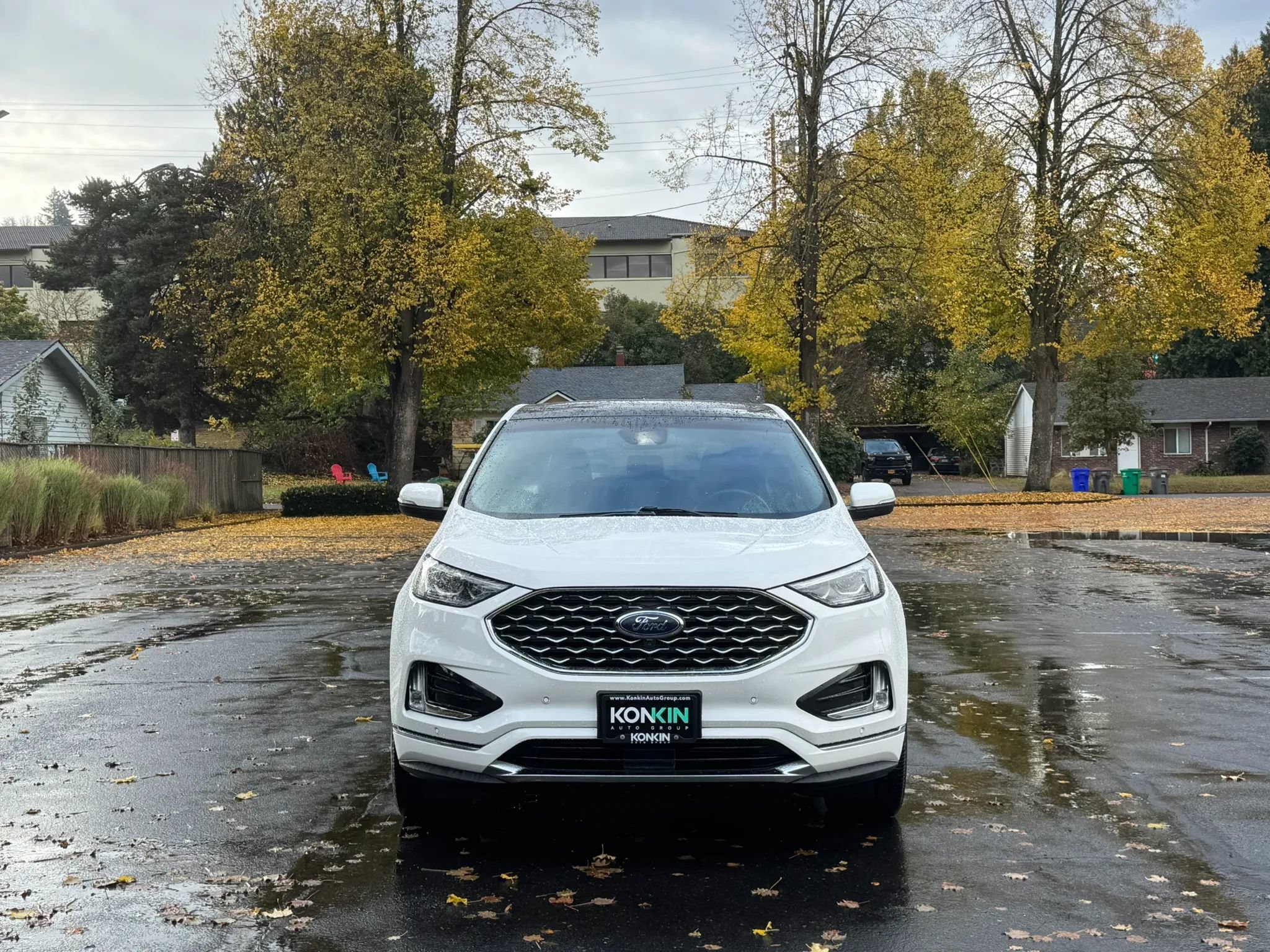 Used 2020 Ford Edge Titanium w/ Equipment Group 301A AWD/4WD image 9