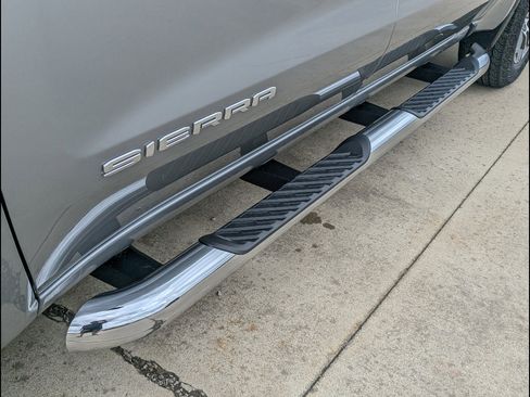 New 2026 GMC Sierra 1500 SLE w/ X31 Off-Road Package AWD/4WD image 12