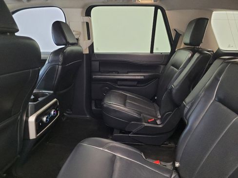 Used 2022 Ford Expedition XLT AWD/4WD image 18