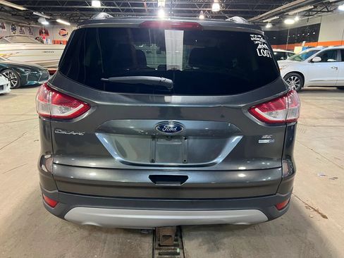 Used 2016 Ford Escape SE w/ Cargo Utility Package AWD/4WD image 4