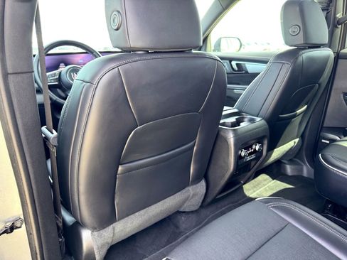 Used 2025 Buick Enclave Preferred image 20