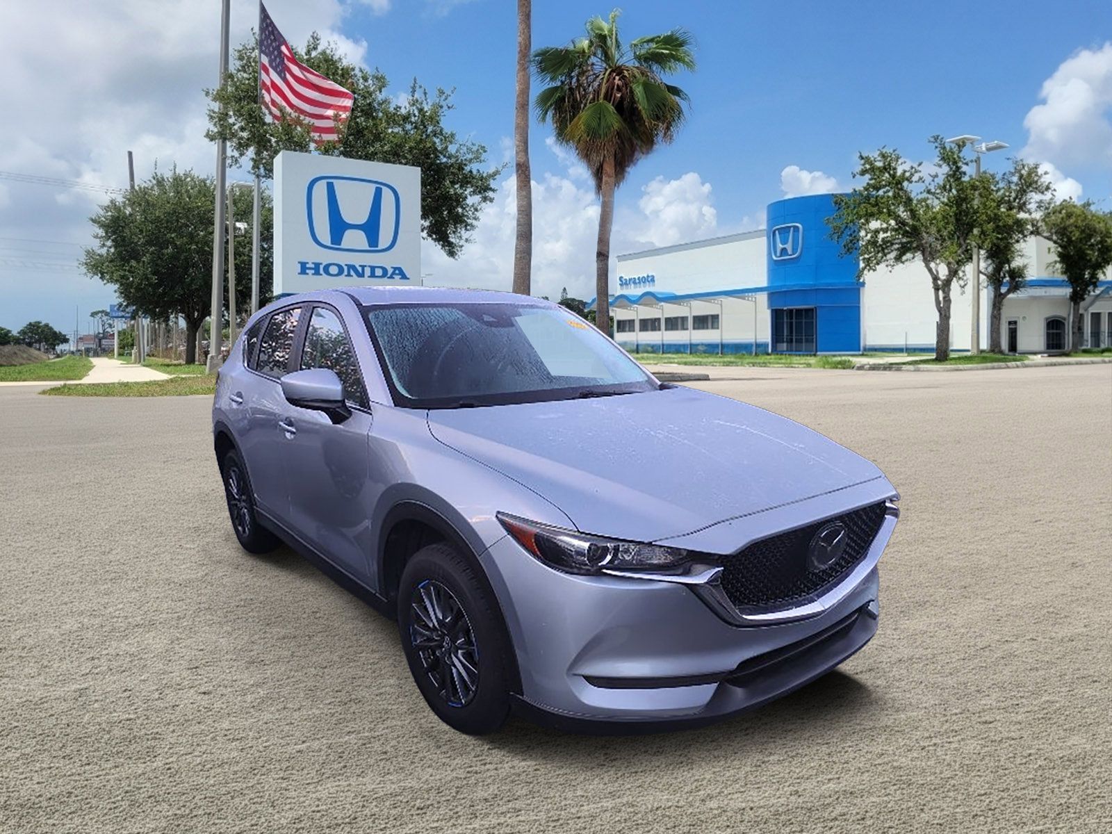Used 2020 MAZDA CX-5 Touring FWD image 1