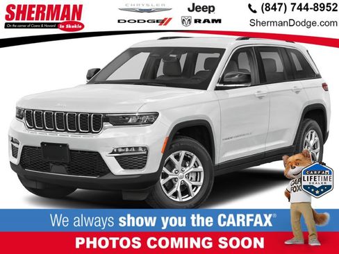 Certified 2024 Jeep Grand Cherokee Laredo X RWD image 1