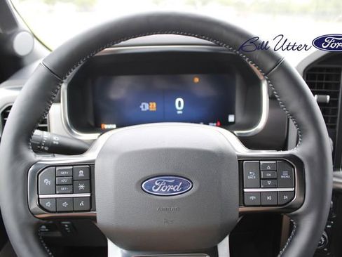 New 2025 Ford F150 Platinum w/ FX4 Off-Road Package image 18