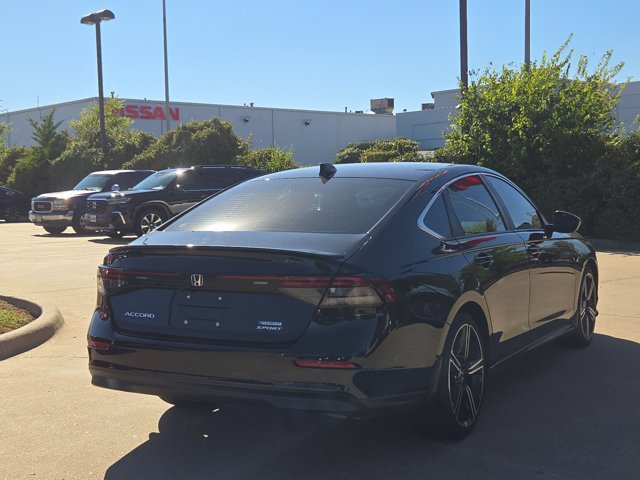 Used 2025 Honda Accord Sport image 5