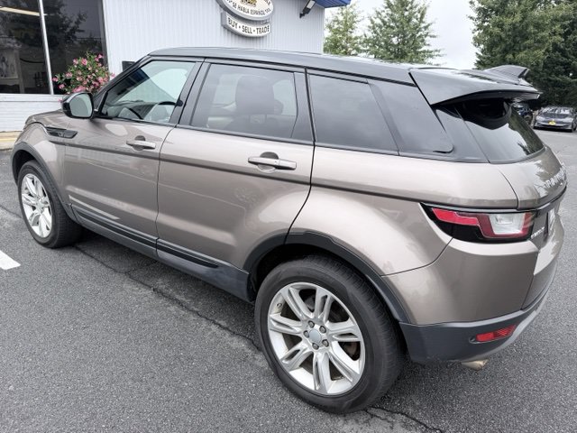 Used 2016 Land Rover Range Rover Evoque SE AWD/4WD image 10