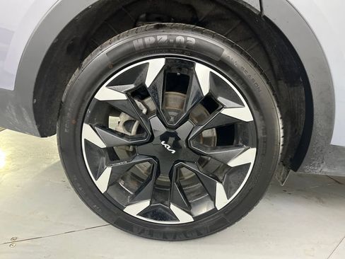 Used 2025 Kia Sorento EX FWD image 17