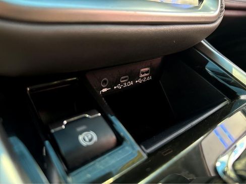 Used 2025 Subaru Outback Onyx Edition AWD/4WD image 38