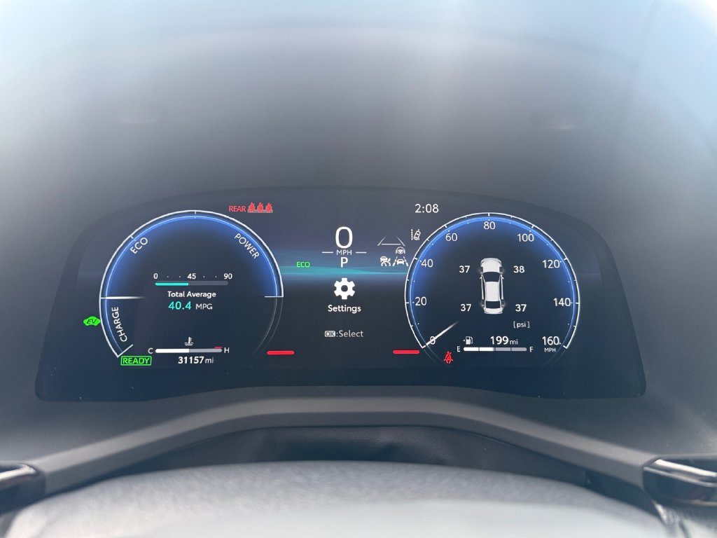 Used 2025 Toyota Camry XSE FWD image 18