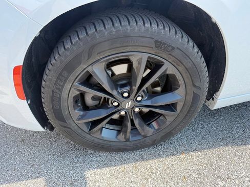 Used 2020 Dodge Charger SXT w/ Plus Group AWD/4WD image 5