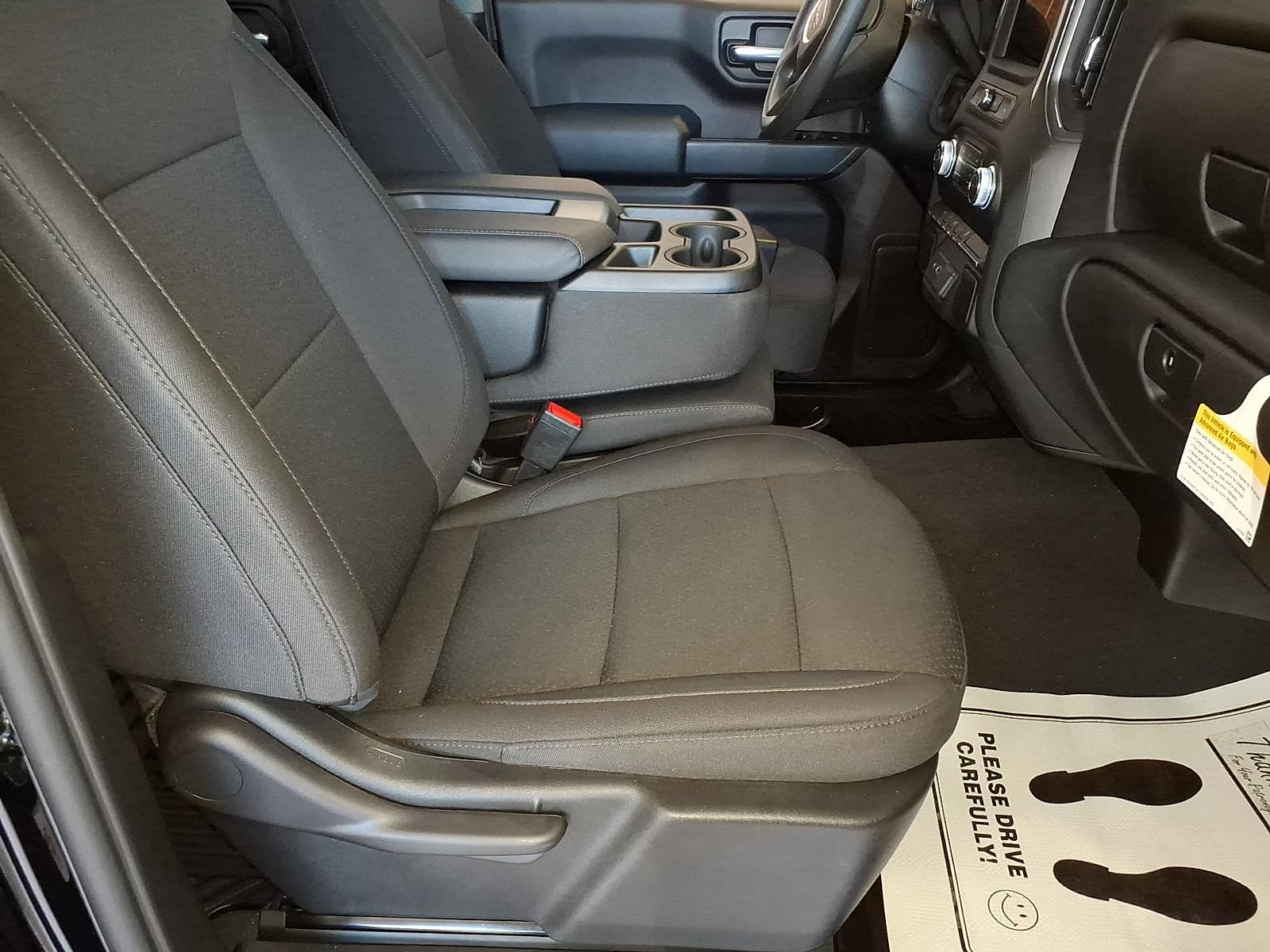 Used 2026 GMC Sierra 1500 Pro w/ Graphite Edition AWD/4WD image 8