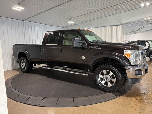 Used 2013 Ford F350 Lariat w/ Lariat Interior Pkg image 9