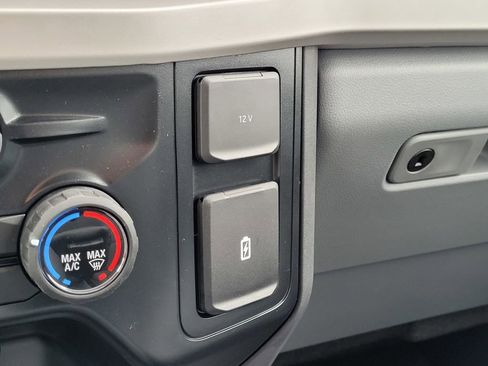 New 2026 Ford F250 XL w/ XL Chrome Package image 48