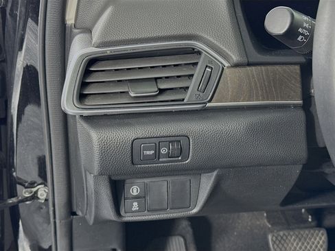 Certified 2018 Honda Accord EX-L image 10