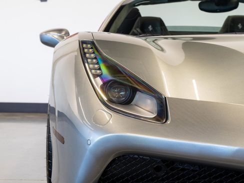 Used 2017 Ferrari 488 Spider image 21