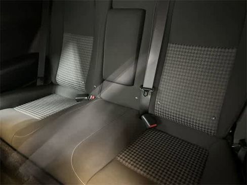 Used 2022 Dodge Challenger R/T w/ Blacktop Package image 11