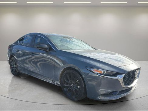 Used 2023 MAZDA MAZDA3 s image 4