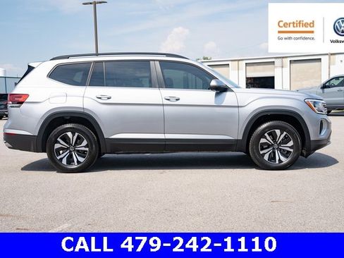 Certified 2024 Volkswagen Atlas SE image 7