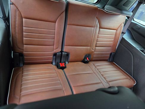 Used 2023 GMC Yukon Denali Ultimate AWD/4WD image 16