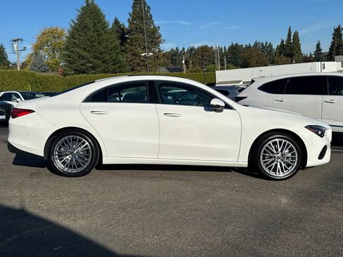 Certified 2025 Mercedes-Benz CLA 250 4MATIC image 3