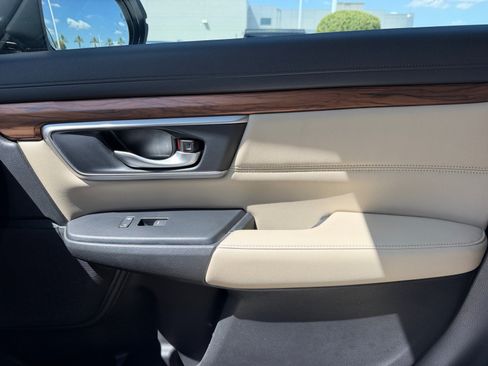 Used 2020 Honda CR-V EX-L image 16
