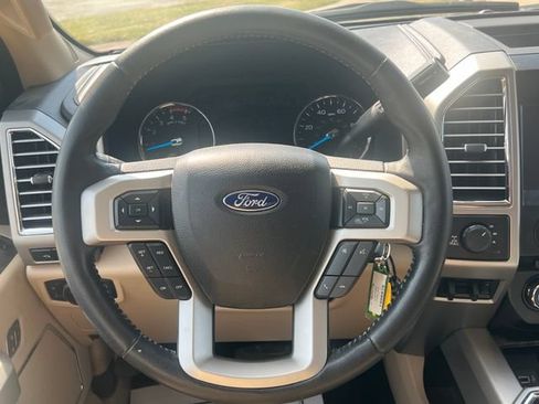 Used 2017 Ford F250 Lariat w/ Chrome Package AWD/4WD image 17