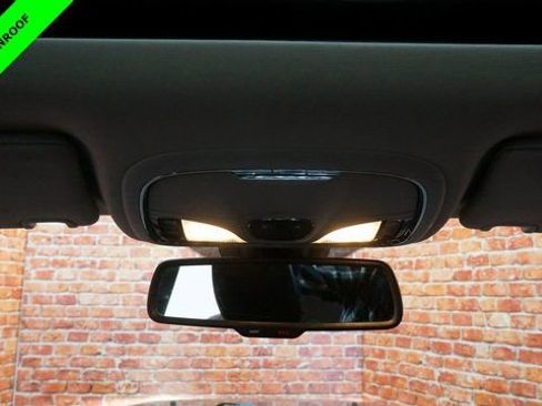 Used 2018 Jeep Cherokee Limited image 34