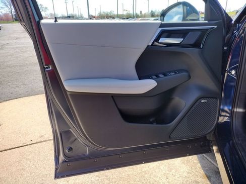 New 2026 Mitsubishi Outlander SE AWD/4WD image 33