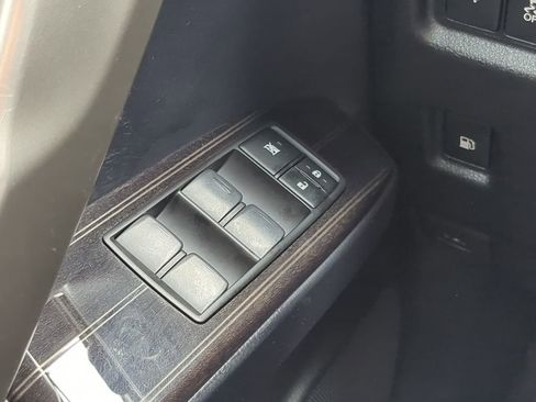 Used 2021 Lexus GX 460 Premium w/ Premium Package image 28