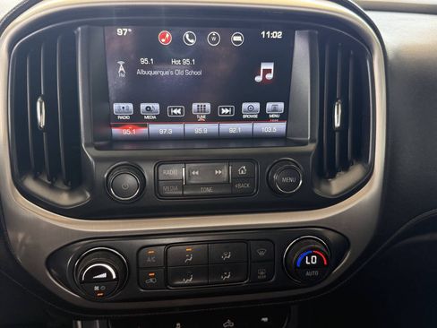 Used 2016 GMC Canyon SLE w/ SLE Convenience Package RWD image 9