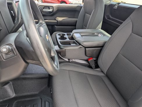 Used 2025 Chevrolet Silverado 1500 W/T RWD image 15