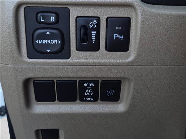 Used 2011 Toyota 4Runner SR5 w/ Convenience Pkg RWD image 8