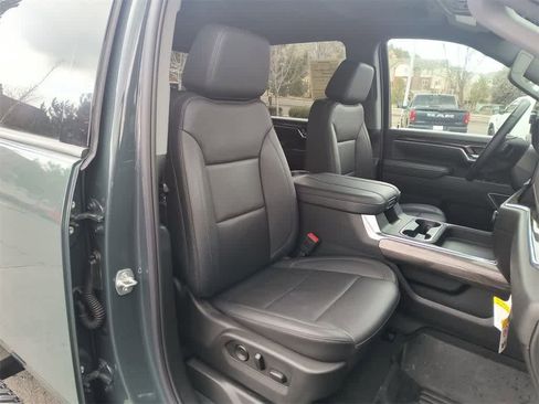 Used 2025 Chevrolet Silverado 3500 LTZ w/ LTZ Plus Package image 24