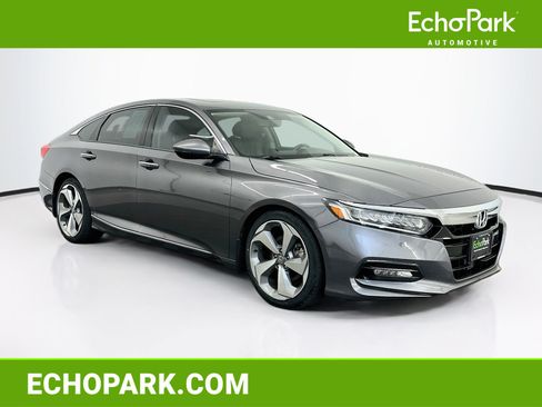 Used 2019 Honda Accord Touring image 1