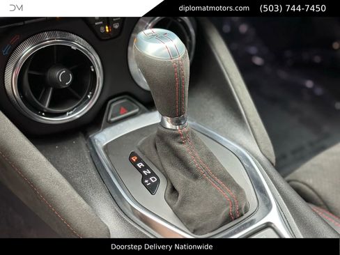 Used 2018 Chevrolet Camaro ZL1 image 26