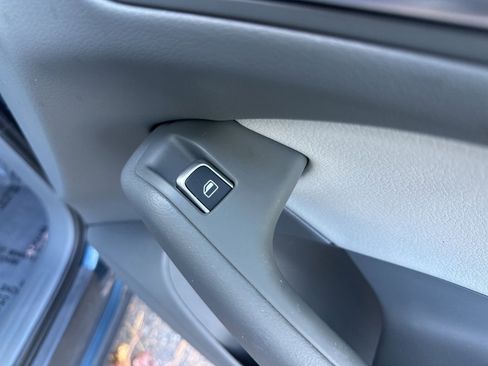 Used 2016 Audi Q5 2.0T Premium image 18