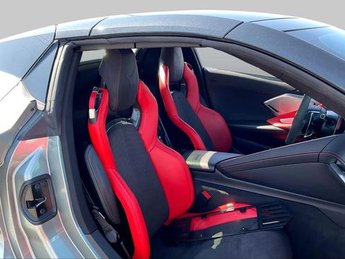 Used 2023 Chevrolet Corvette Stingray Preferred Conv w/ Z51 Performance Package RWD image 9