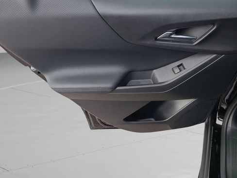New 2027 Chevrolet Equinox LT FWD image 16