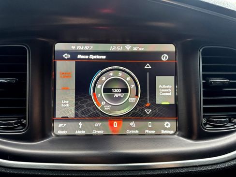 Used 2019 Dodge Charger Scat Pack image 4