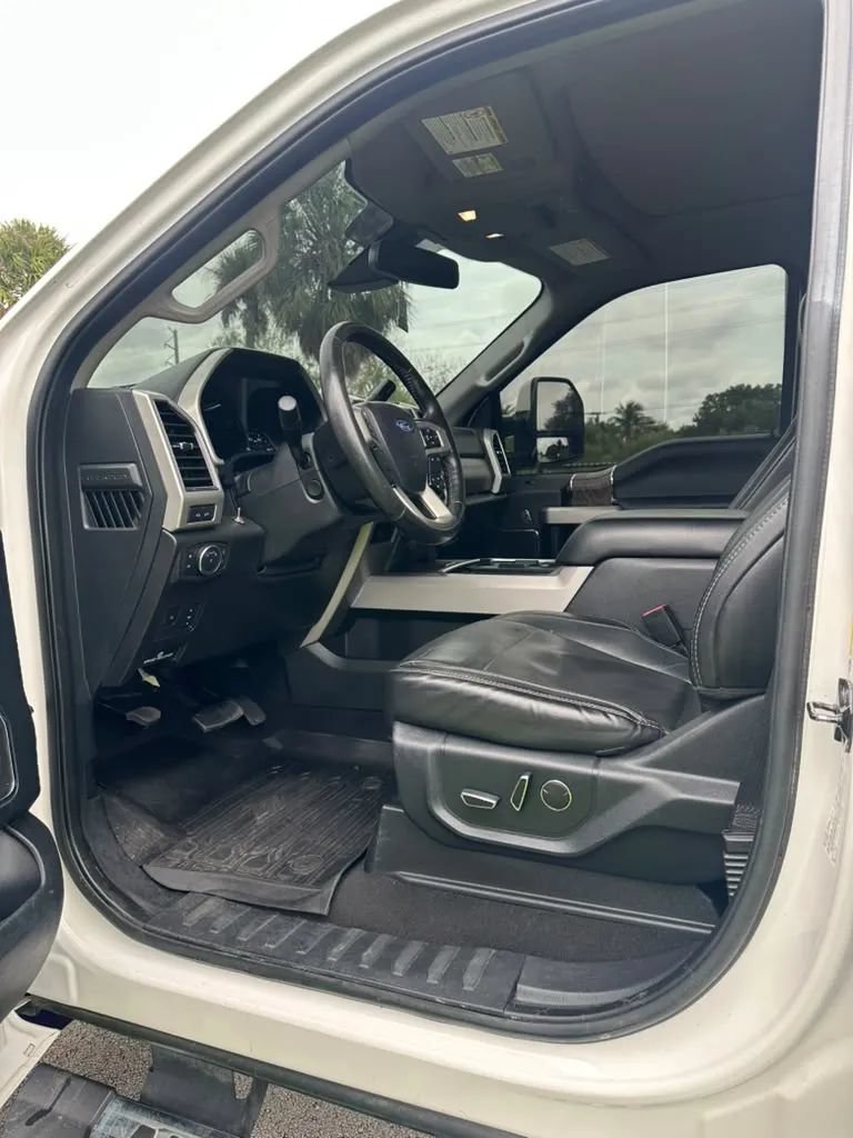 Used 2019 Ford F250 Lariat w/ Lariat Ultimate Package AWD/4WD image 7