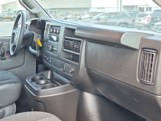Used 2024 GMC Savana 2500 w/ Driver Convenience Package RWD image 16