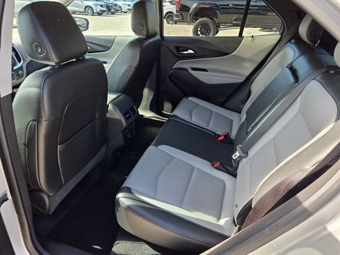 Used 2020 Chevrolet Equinox Premier AWD/4WD image 9